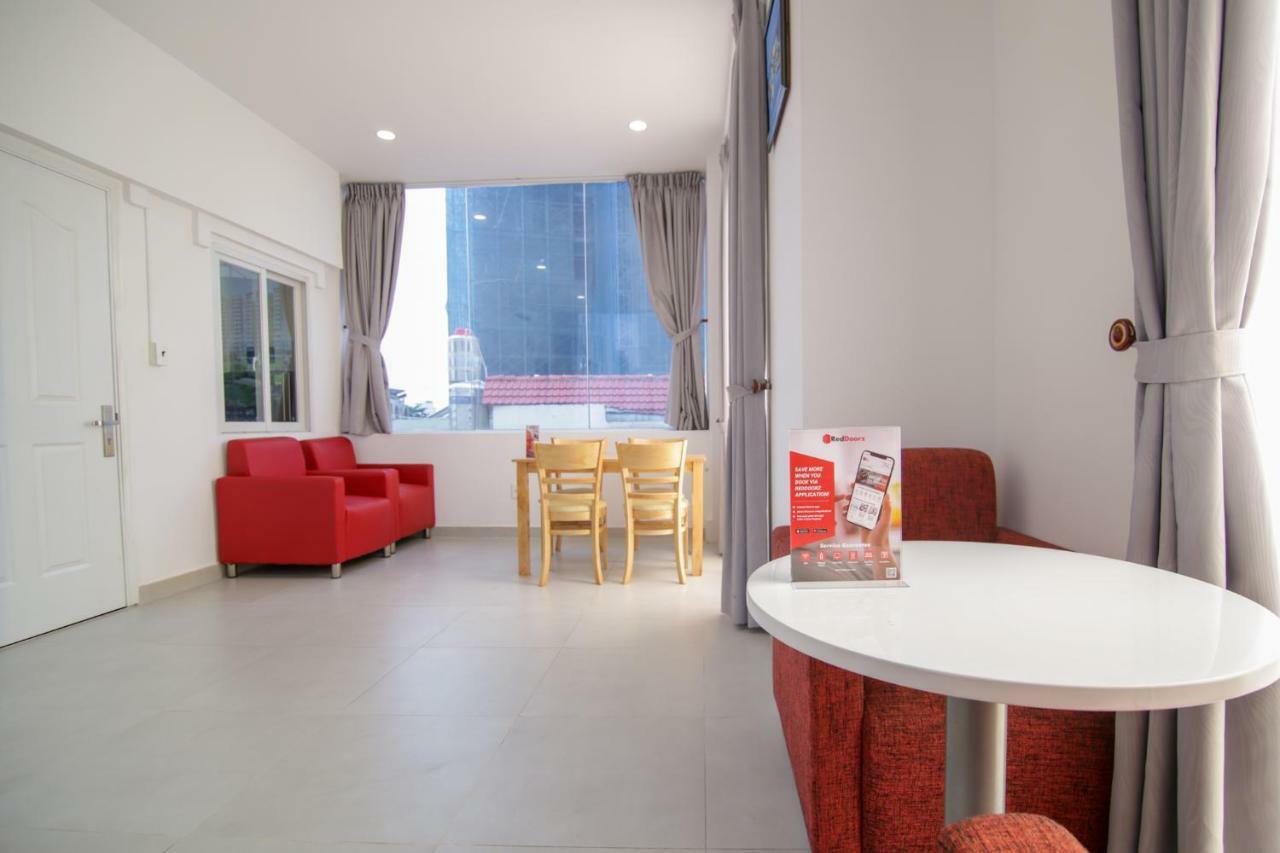 Reddoorz Near Quan Khu 7 Stadium Ho Chi Minh Zewnętrze zdjęcie